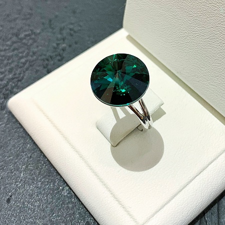 Кольцо с кристаллом 14 мм Emerald покрытие родий